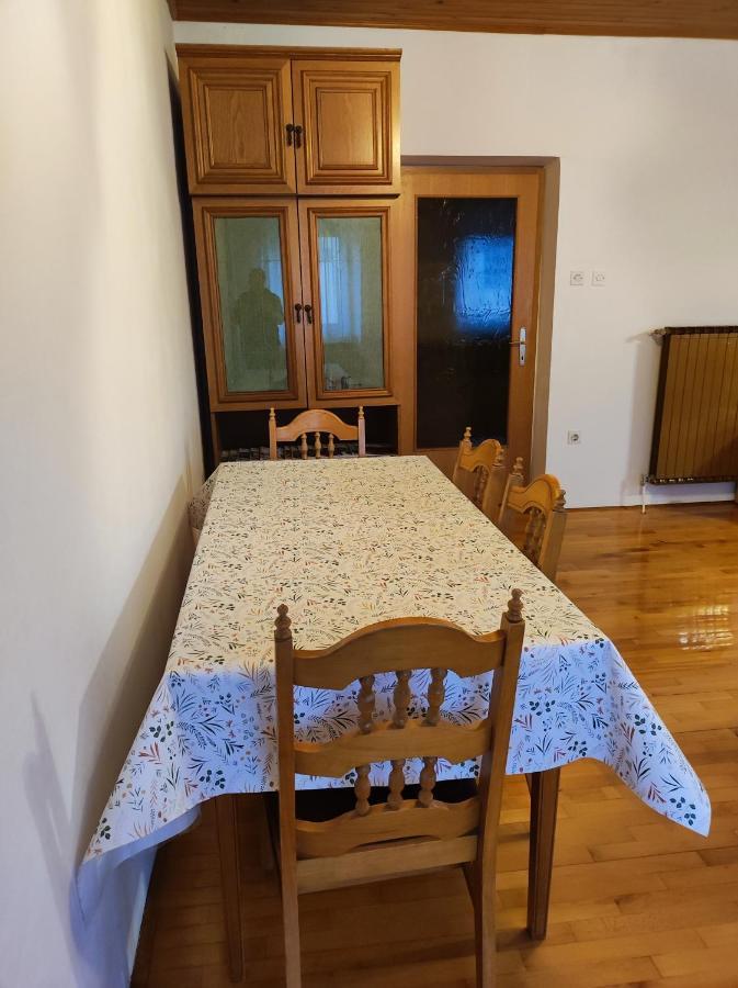 Family Hostel Pivka Kültér fotó