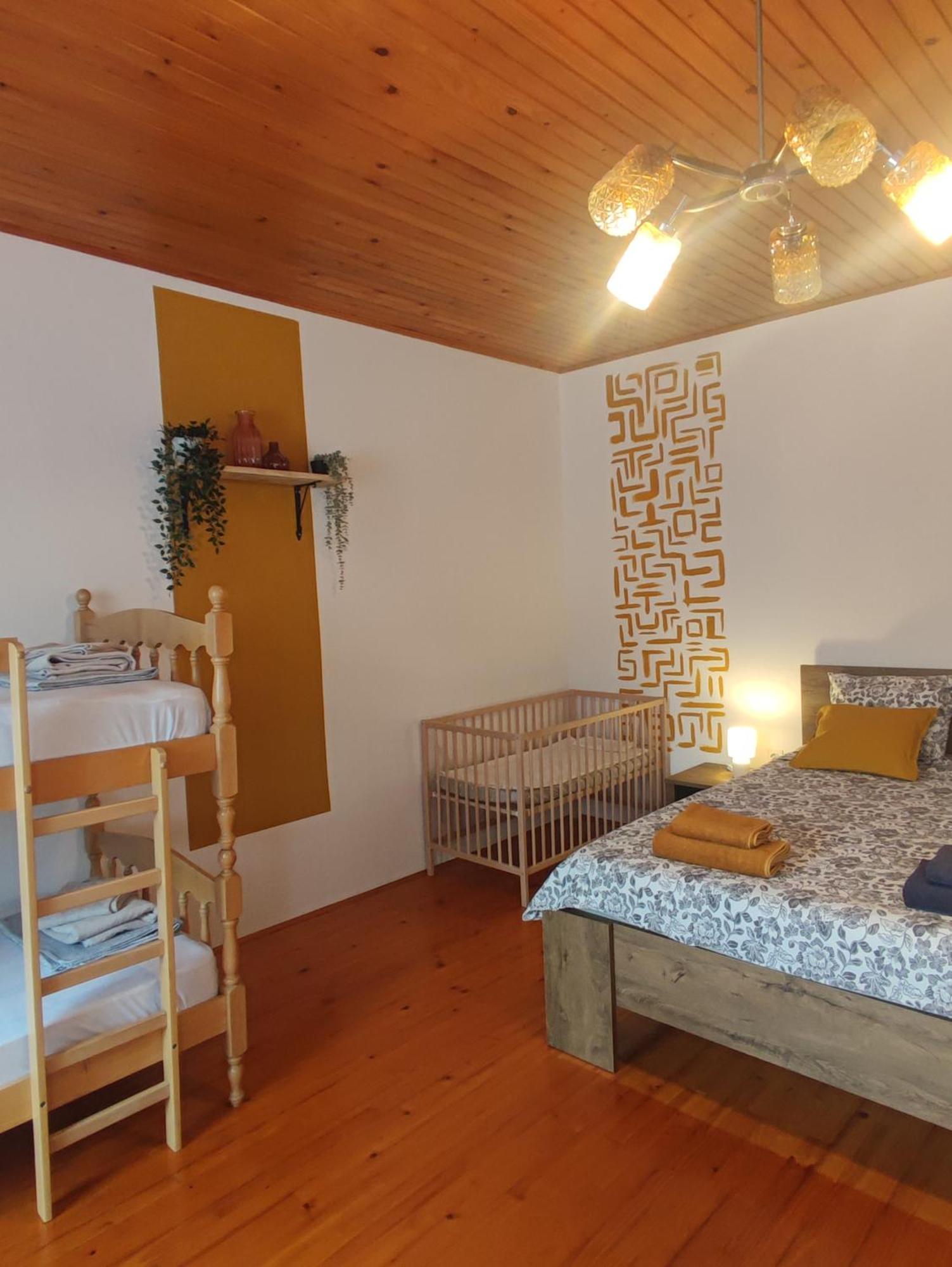 Family Hostel Pivka Kültér fotó